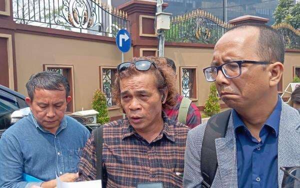 Kasus Kematian Mahasiswa UKI Dihentikan, Keluarga Lapor Propam Polri Kasus Kematian Mahasiswa UKI Dihentikan, Keluarga Lapor Propam Polri