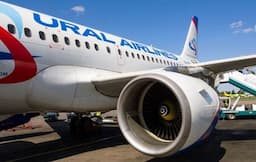 Mesin Rusak, Pesawat Airbus A321 Ural Airlines Rusia Bawa 236 Orang Mendarat Darurat di Mesir