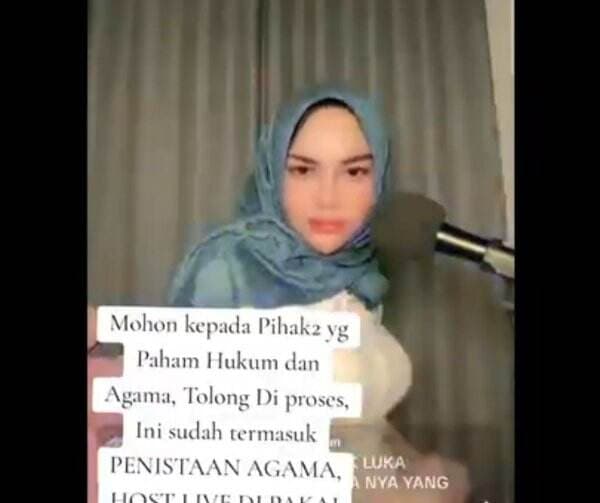 Viral Selebgram Cantik Baca Ayat Alquran Sambil Joget, Dikecam Ulama!