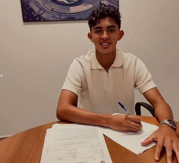 Jalin Kontrak Profesional dengan Sao Paulo FC, Begini Perasaan Welber Jardim Jalin Kontrak Profesional dengan Sao Paulo FC, Begini Perasaan Welber Jardim