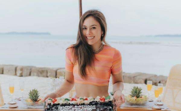 Cerita Wulan Guritno Jadi Hot Mom di Film Norma Cerita Wulan Guritno Jadi Hot Mom di Film Norma