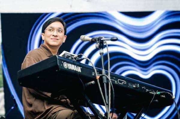Titiek Puspa Adalah Pahlawan Musik di Mata Yovie Widianto Titiek Puspa Adalah Pahlawan Musik di Mata Yovie Widianto