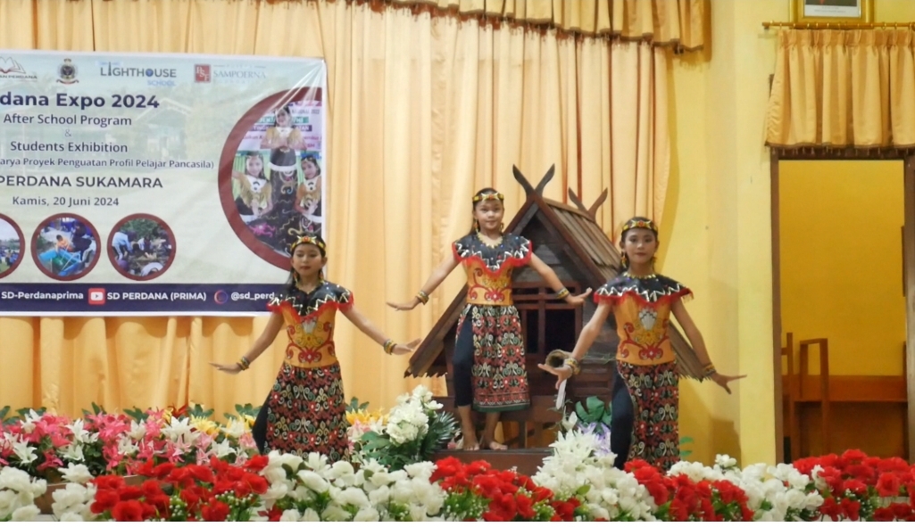 Terapkan Kurikulum Merdeka di SD Perdana Sukamara, Siswa Tampilkan Kesenian dan Karya Seni