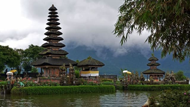 Kejar Pertumbuhan 8 Persen, Pemerintah Targetkan Devisa dari Sektor Pariwisata USD39,4 Miliar Kejar Pertumbuhan 8 Persen, Pemerintah Targetkan Devisa dari Sektor Pariwisata USD39,4 Miliar