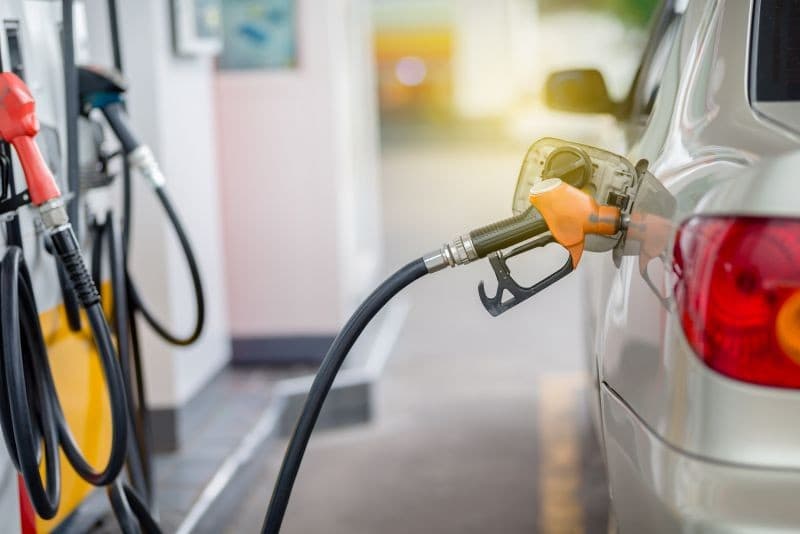 Pemerintah Batasi Pembelian BBM Maksimal 50 Liter per Hari, Tak Berlaku Bagi Truk dan Angkutan Umum Pemerintah Batasi Pembelian BBM Maksimal 50 Liter per Hari, Tak Berlaku Bagi Truk dan Angkutan Umum