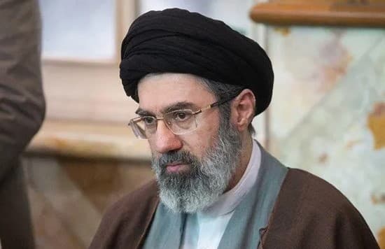 Siapa Mojtaba Khamenei yang Jadi Pemimpin Baru Iran? Intip Profil Lengkapnya Siapa Mojtaba Khamenei yang Jadi Pemimpin Baru Iran? Intip Profil Lengkapnya