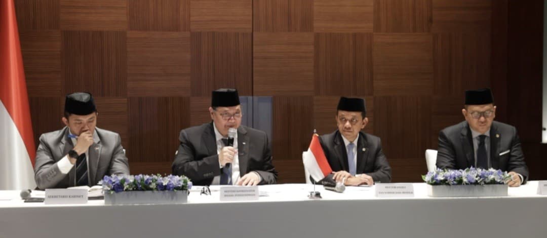 Tak Semua ASN Boleh WFH, Dukcapil hingga Rumah Sakit Tetap Layani Masyarakat Tak Semua ASN Boleh WFH, Dukcapil hingga Rumah Sakit Tetap Layani Masyarakat