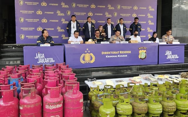 Polisi Bongkar Suntik LPG Subsidi ke Tabung Non-Subsidi, Pelaku Raup Omzet Rp2,7 Miliar Polisi Bongkar Suntik LPG Subsidi ke Tabung Non-Subsidi, Pelaku Raup Omzet Rp2,7 Miliar