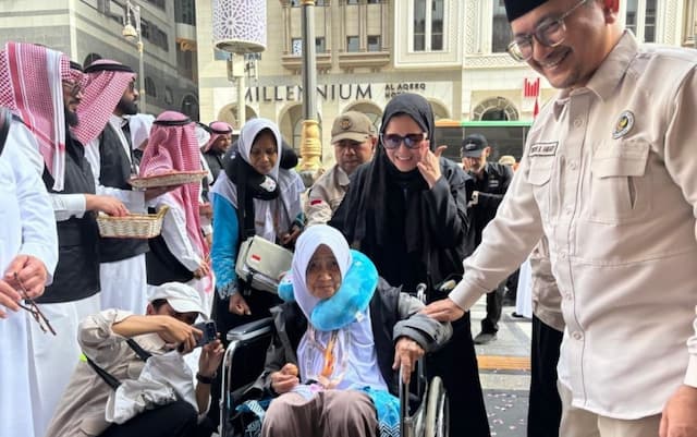 30.611 Jamaah Haji dari 78 Kloter Indonesia Tiba di Arab Saudi, 6.000 Lebih Lansia 30.611 Jamaah Haji dari 78 Kloter Indonesia Tiba di Arab Saudi, 6.000 Lebih Lansia