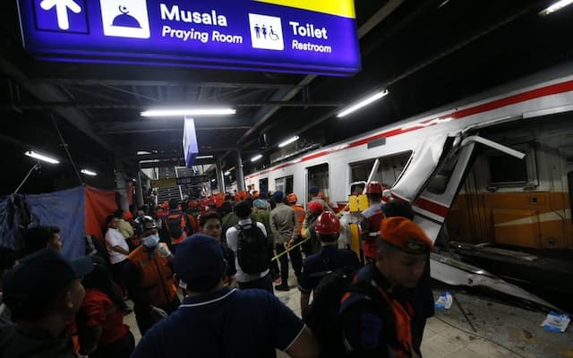 Menteri PPPA Minta Maaf Terkait Usul Pemindahan Gerbong Wanita KRL Menteri PPPA Minta Maaf Terkait Usul Pemindahan Gerbong Wanita KRL