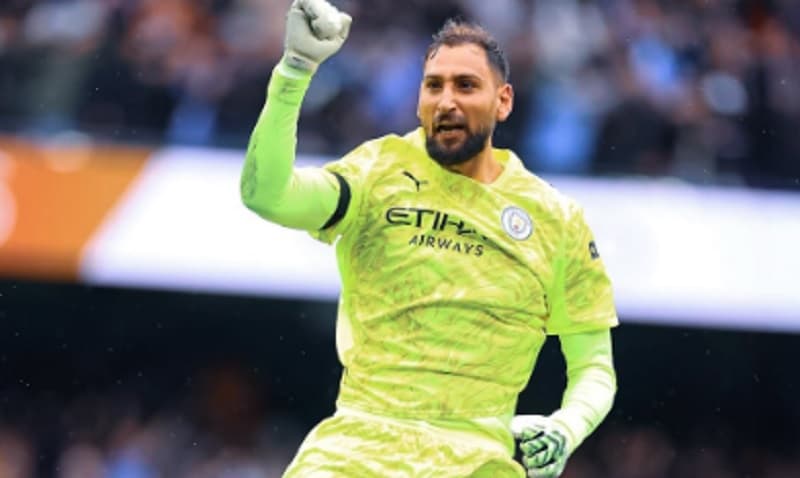 Legenda Arsenal Kritik Donnarumma, Nilai Selebrasi Kiper Sekarang Terlalu Lebay Legenda Arsenal Kritik Donnarumma, Nilai Selebrasi Kiper Sekarang Terlalu Lebay