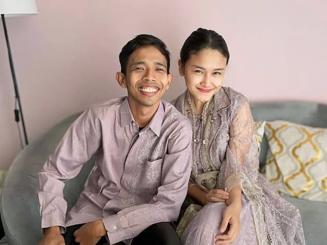 Mengejutkan! Karen Hertatum Tuding Bibir Anak Berdarah gegara Dugaan KDRT Dede Sunandar Mengejutkan! Karen Hertatum Tuding Bibir Anak Berdarah gegara Dugaan KDRT Dede Sunandar