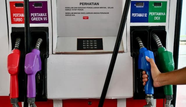 Daftar Harga BBM Pertamina 12 April 2026, Ada yang Naik? Daftar Harga BBM Pertamina 12 April 2026, Ada yang Naik?