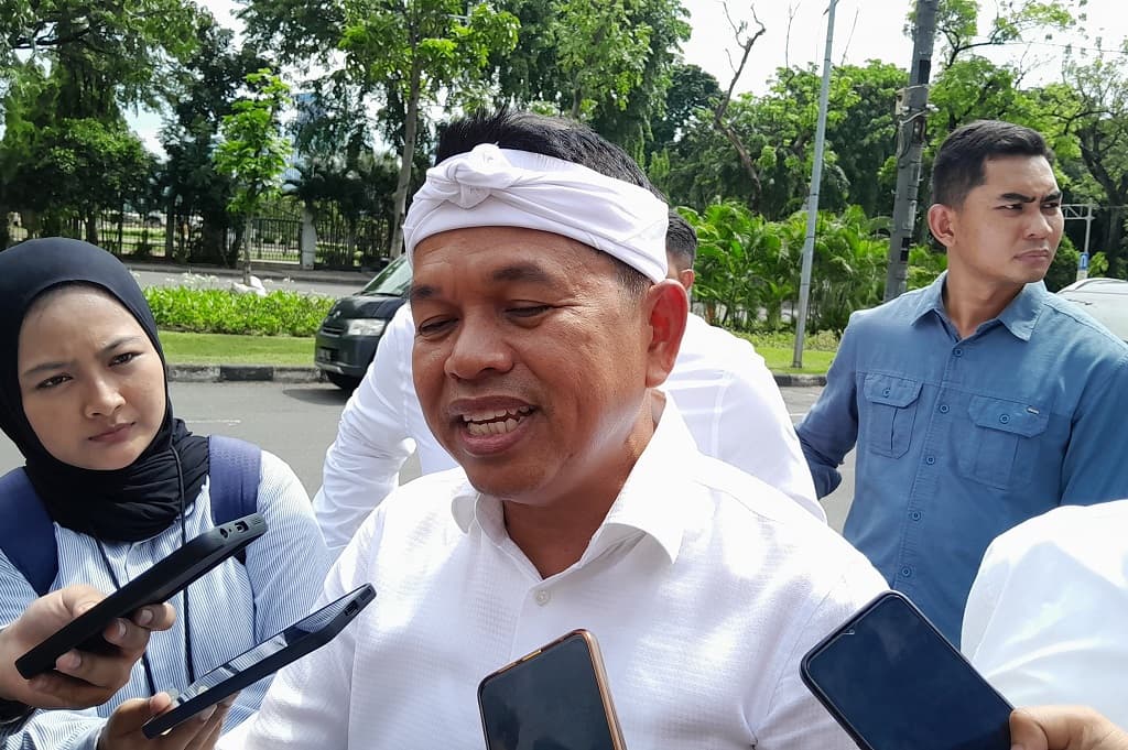 Dedi Mulyadi Desak Sanksi Tegas Kasus Bayi Nyaris Tertukar di RSHS Bandung Dedi Mulyadi Desak Sanksi Tegas Kasus Bayi Nyaris Tertukar di RSHS Bandung