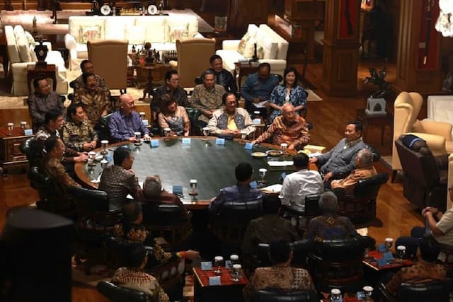 Istana Ungkap Isi Pertemuan Prabowo dan 22 Pengusaha Apindo di Hambalang Istana Ungkap Isi Pertemuan Prabowo dan 22 Pengusaha Apindo di Hambalang