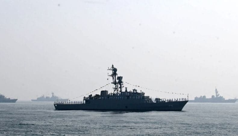 104 Kru Kapal Perang Iran Tewas akibat Serangan Torpedo Kapal Selam AS 104 Kru Kapal Perang Iran Tewas akibat Serangan Torpedo Kapal Selam AS