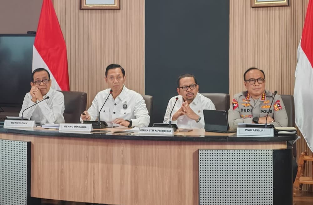 AHY Lapor Kondisi Jalan Nasional jelang Lebaran: 47.000 Km Siap dan Mantap AHY Lapor Kondisi Jalan Nasional jelang Lebaran: 47.000 Km Siap dan Mantap