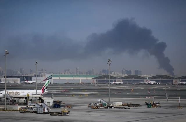 Iran Desak Negara-Negara Arab Usir Pasukan AS dari Pangkalan Timur Tengah Iran Desak Negara-Negara Arab Usir Pasukan AS dari Pangkalan Timur Tengah