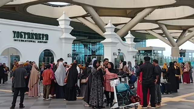 Puncak Arus Balik Lebaran 2026, Penumpang di Bandara YIA Tembus 17.000 Orang Puncak Arus Balik Lebaran 2026, Penumpang di Bandara YIA Tembus 17.000 Orang