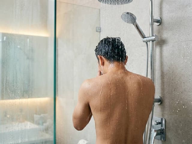 Warga Korsel Diminta Persingkat Waktu Mandi demi Hemat Energi Warga Korsel Diminta Persingkat Waktu Mandi demi Hemat Energi