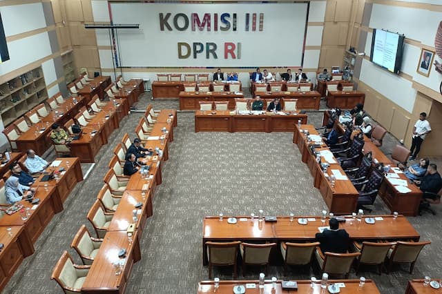 Sahroni Wanti-Wanti Jangan Sampai RUU Perampasan Aset Jadi Celah Abuse of Power Aparat Sahroni Wanti-Wanti Jangan Sampai RUU Perampasan Aset Jadi Celah Abuse of Power Aparat