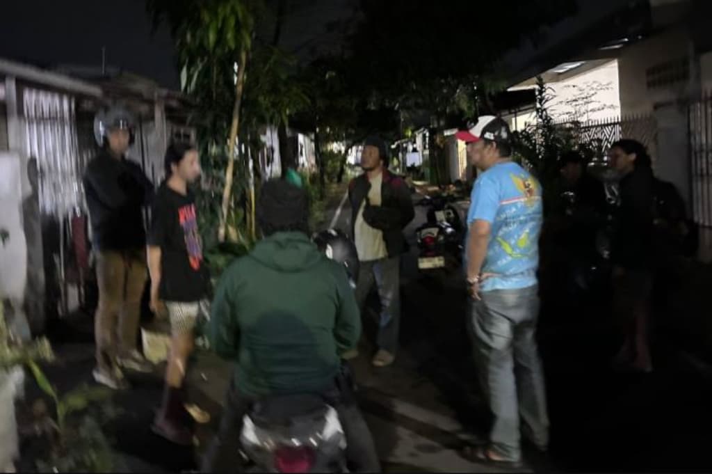 Emosi Tak Terkendali, Anak Aniaya Ibu Kandung hingga Pendarahan di Makassar Emosi Tak Terkendali, Anak Aniaya Ibu Kandung hingga Pendarahan di Makassar