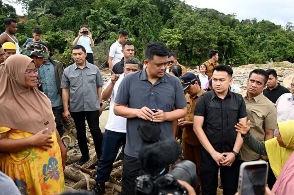 Respons Cepat! Bobby Nasution Turun Tangan soal Bantuan Bencana di Tapteng Respons Cepat! Bobby Nasution Turun Tangan soal Bantuan Bencana di Tapteng