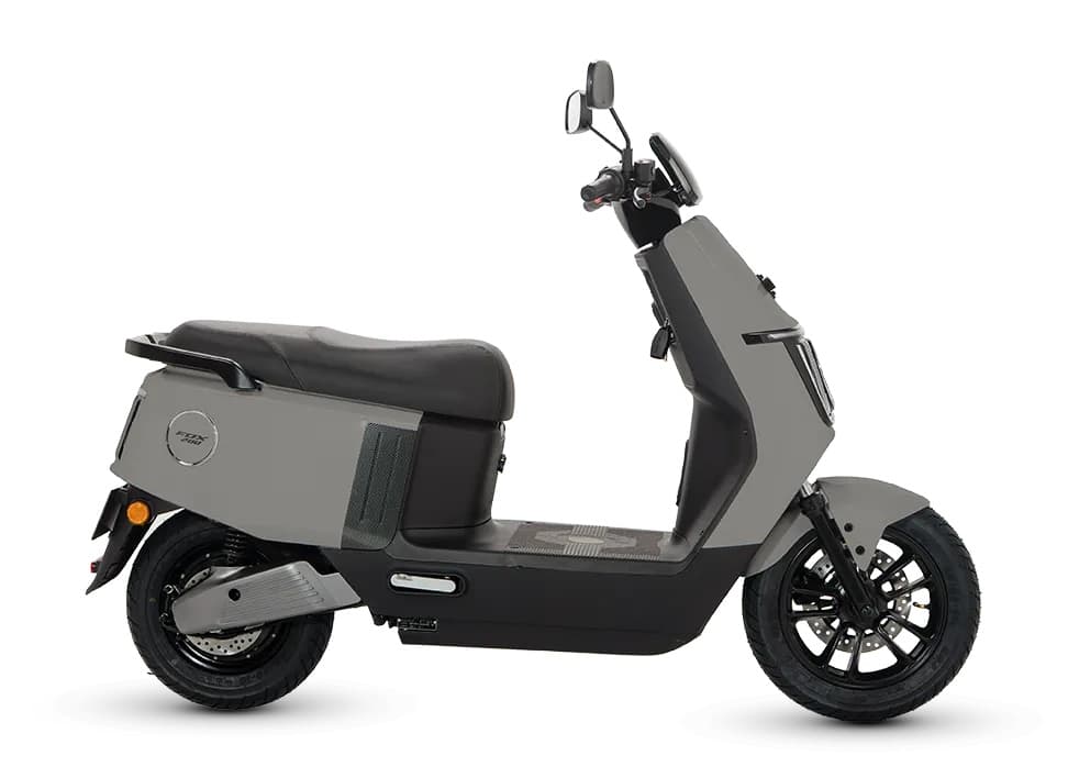 6 Alasan Menagapa Polytron Fox-200 Jadi Salah Satu Motor Listrik Terbaik 6 Alasan Menagapa Polytron Fox-200 Jadi Salah Satu Motor Listrik Terbaik