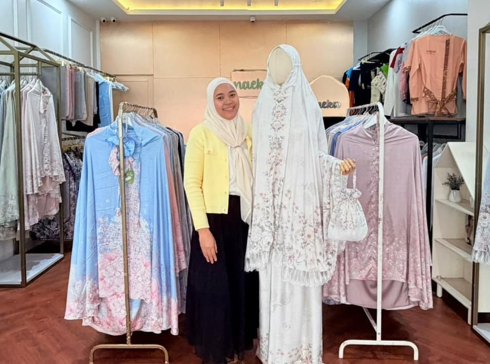 Cerita di Balik Naeka, Mukena Premium yang Tembus Pasar Global berkat LinkUMKM BRI Cerita di Balik Naeka, Mukena Premium yang Tembus Pasar Global berkat LinkUMKM BRI