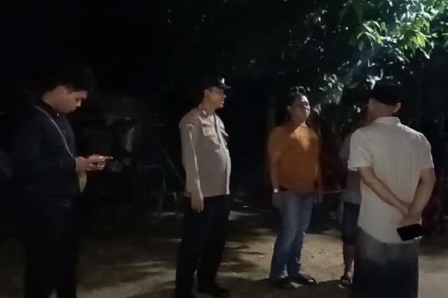 Viral Penagih Utang di Pacitan Ditangkap Massa usai Salah Sita Motor Warga Viral Penagih Utang di Pacitan Ditangkap Massa usai Salah Sita Motor Warga