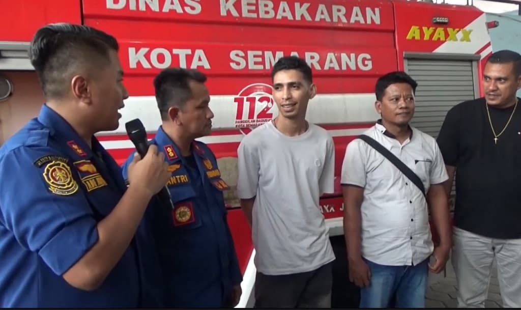 Buat Laporan Palsu Kebakaran, Debt Collector di Semarang Dipolisikan dan Dipecat Buat Laporan Palsu Kebakaran, Debt Collector di Semarang Dipolisikan dan Dipecat