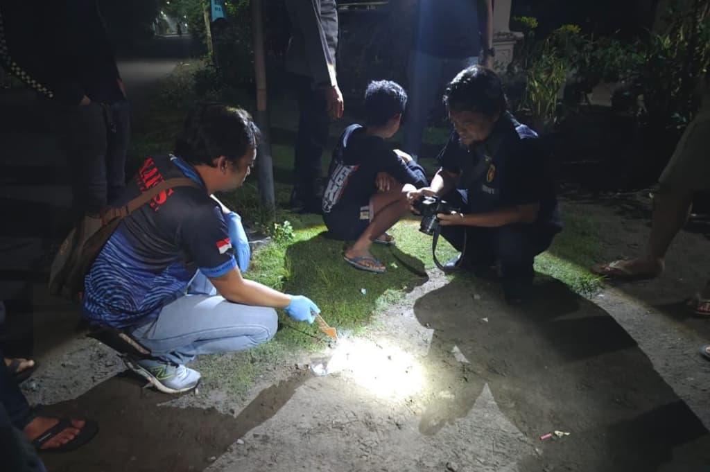 Ngeri! Bocah SD di Kediri Terluka Parah akibat Ledakan Mercon Rakitan Ngeri! Bocah SD di Kediri Terluka Parah akibat Ledakan Mercon Rakitan