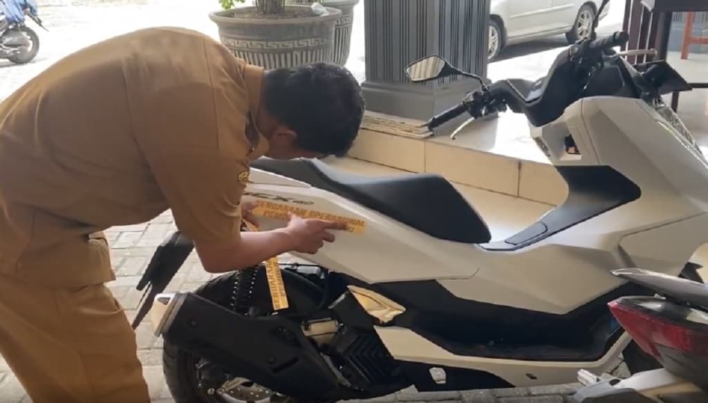 Anggaran Desa Cair, Kades di Jombang Ramai-Ramai Beli Motor Baru Anggaran Desa Cair, Kades di Jombang Ramai-Ramai Beli Motor Baru