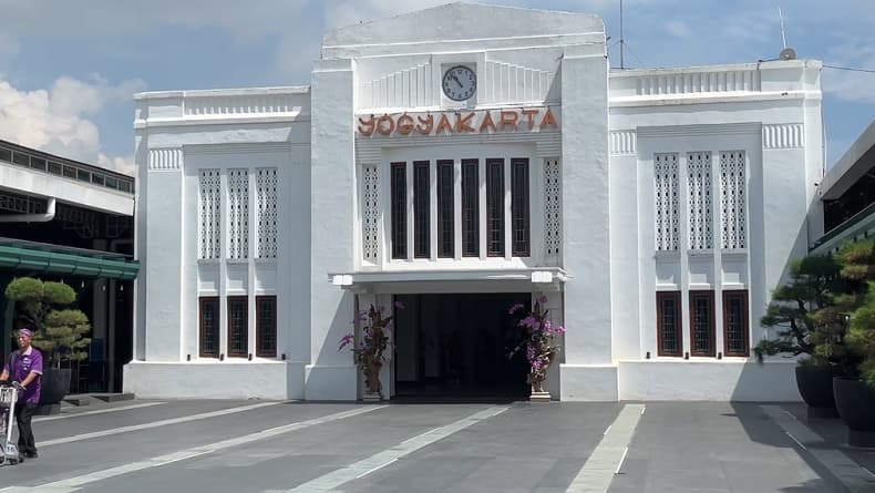 Jumlah Pembatalan Perjalanan KA di Daop 6 Yogyakarta Bertambah Dampak Gangguan di Bekasi Jumlah Pembatalan Perjalanan KA di Daop 6 Yogyakarta Bertambah Dampak Gangguan di Bekasi