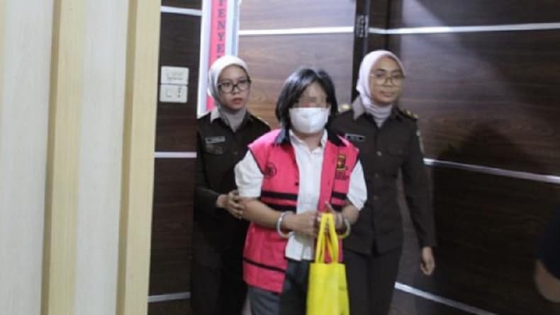Kadis Kesehatan Nias Ditahan terkait Kasus Korupsi RSU Pratama Rp38,55 Miliar Kadis Kesehatan Nias Ditahan terkait Kasus Korupsi RSU Pratama Rp38,55 Miliar