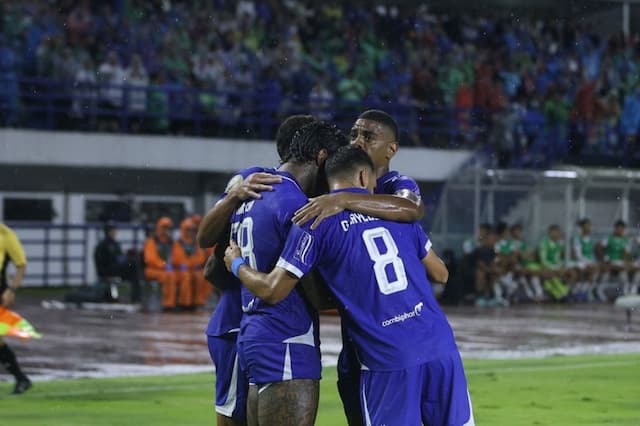 Hasil Bhayangkara FC vs Persib 2-4: Comeback Fantastis, Maung Rebut Puncak Klasemen! Hasil Bhayangkara FC vs Persib 2-4: Comeback Fantastis, Maung Rebut Puncak Klasemen!