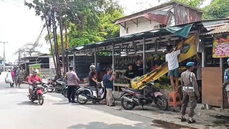 Puluhan Bangunan Liar di Bantaran Sungai Cibeber Cilegon Ditertibkan, Penyebab Banjir Puluhan Bangunan Liar di Bantaran Sungai Cibeber Cilegon Ditertibkan, Penyebab Banjir