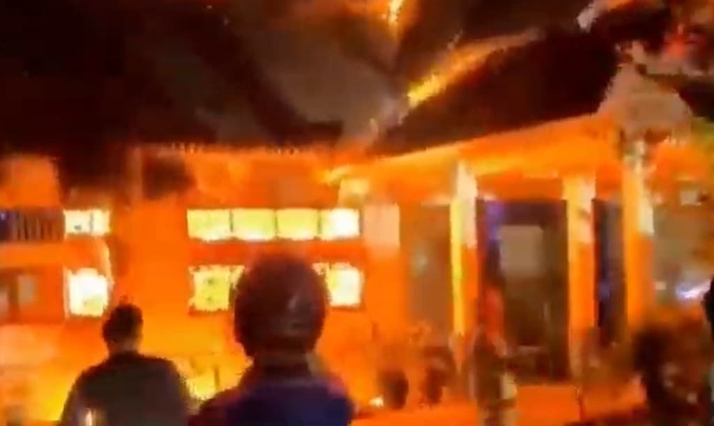 Terungkap! ASN Nekat Bakar Kantor Dishub Babel gegara Sakit Hati Tak Naik Pangkat Terungkap! ASN Nekat Bakar Kantor Dishub Babel gegara Sakit Hati Tak Naik Pangkat