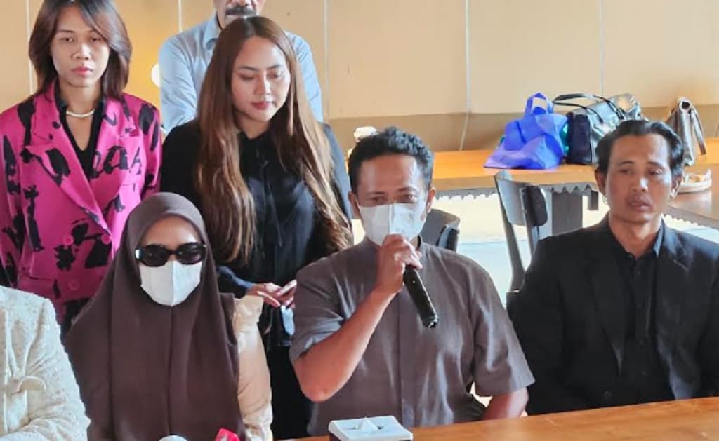 Terungkap! Ayah Korban Pencabulan Oknum Kiai di Pati Sudah Lapor Polisi Sejak 2024 Terungkap! Ayah Korban Pencabulan Oknum Kiai di Pati Sudah Lapor Polisi Sejak 2024