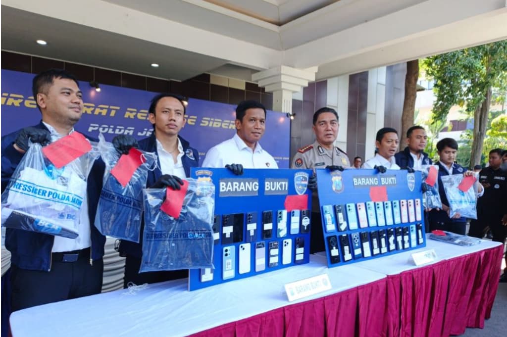 Polda Jatim Bongkar Sindikat Penipuan Jual Beli Mobil Online, Begini Modusnya Polda Jatim Bongkar Sindikat Penipuan Jual Beli Mobil Online, Begini Modusnya