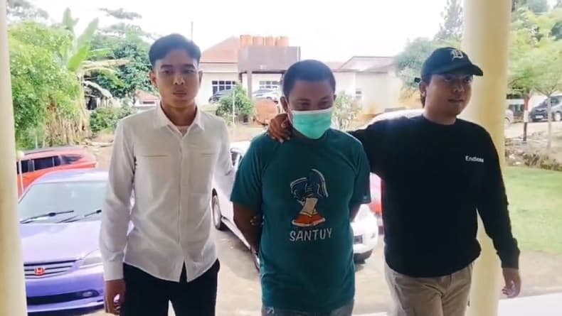 1 Orang Ditangkap terkait Pembakaran Ponpes Nurul Jadid di Mesuji, Diduga Provokator 1 Orang Ditangkap terkait Pembakaran Ponpes Nurul Jadid di Mesuji, Diduga Provokator