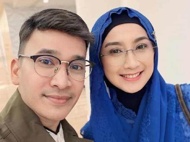 Viral Ruben Onsu Makin Mesra dengan Desy Ratnasari, Ini Fotonya! Viral Ruben Onsu Makin Mesra dengan Desy Ratnasari, Ini Fotonya!