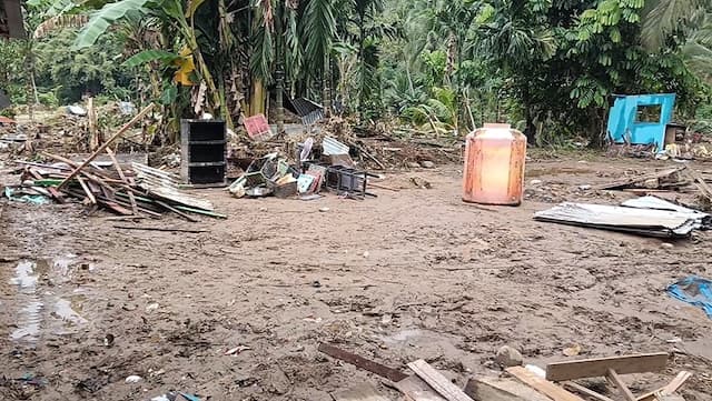 Banjir dan Longsor Terjang Tanah Datar, Rumah hingga Jembatan Hanyut Banjir dan Longsor Terjang Tanah Datar, Rumah hingga Jembatan Hanyut
