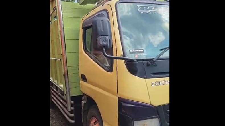 Sopir Truk Penimbun BBM Subsidi di Jember Jadi Tersangka, Polisi Ungkap Modus Pembelian Ilegal Sopir Truk Penimbun BBM Subsidi di Jember Jadi Tersangka, Polisi Ungkap Modus Pembelian Ilegal