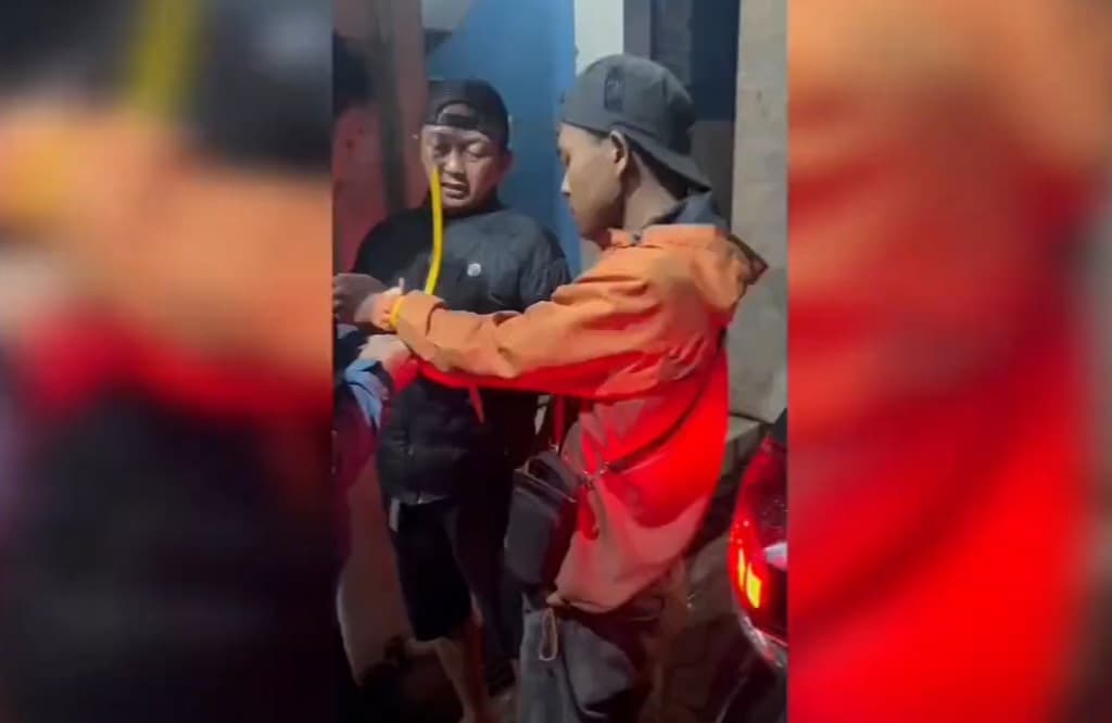 Begal Pelindas Mahasiswi Unpad di Sumedang Ditangkap, Polisi Sita Jarum Suntik Begal Pelindas Mahasiswi Unpad di Sumedang Ditangkap, Polisi Sita Jarum Suntik