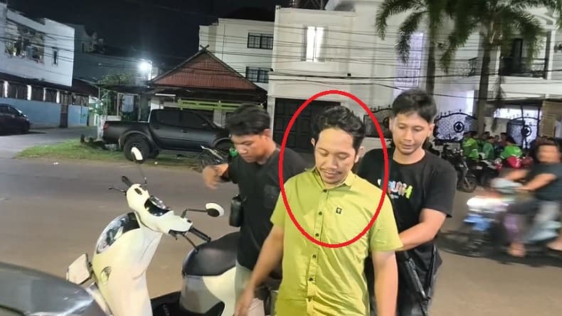 Pria Penganiaya Perempuan Petugas SPBU di Makassar Ditangkap Polisi Pria Penganiaya Perempuan Petugas SPBU di Makassar Ditangkap Polisi