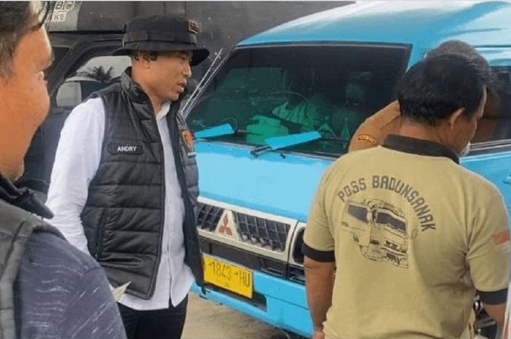 Polisi Bongkar Gudang Solar Subsidi di Solok, Diduga untuk Tambang Ilegal Polisi Bongkar Gudang Solar Subsidi di Solok, Diduga untuk Tambang Ilegal
