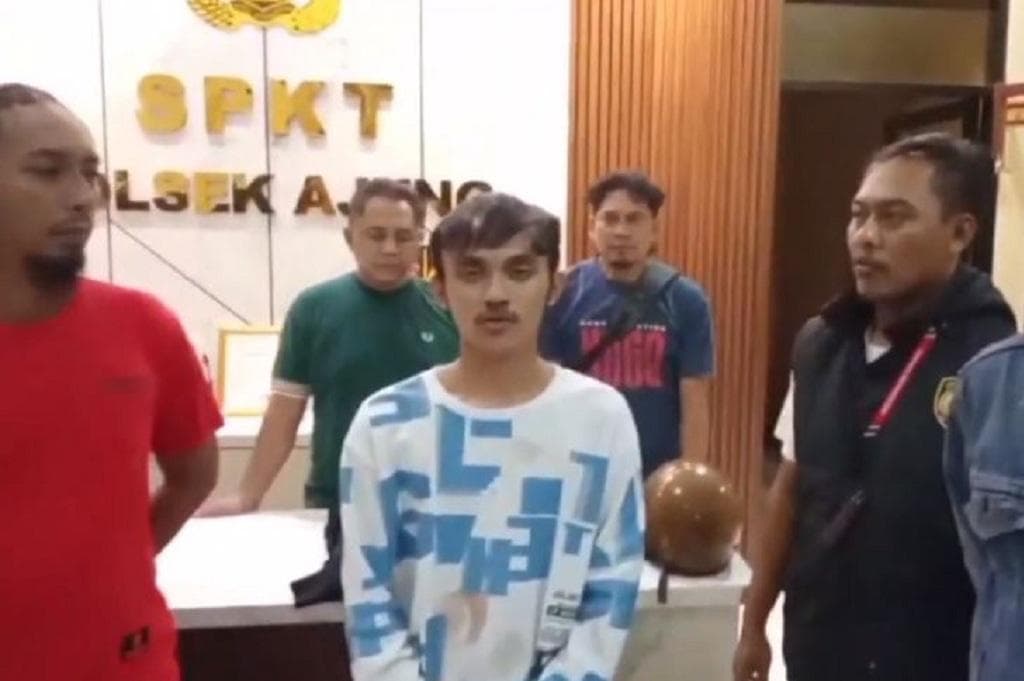 Viral Sebar Hoaks Mengaku Dibegal, Remaja di Jember Diamankan Polisi Viral Sebar Hoaks Mengaku Dibegal, Remaja di Jember Diamankan Polisi