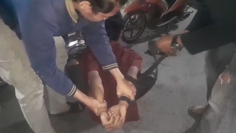 2 Anggota Geng Motor Sadis di Makassar Ditangkap, Terancam 20 Tahun Bui 2 Anggota Geng Motor Sadis di Makassar Ditangkap, Terancam 20 Tahun Bui