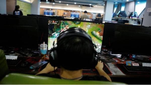 Bikin Kapok, Bocah di China Dihukum Main Game Online 16 Jam per Hari Bikin Kapok, Bocah di China Dihukum Main Game Online 16 Jam per Hari